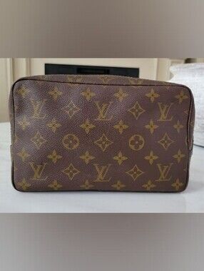Louis Vuitton Monogram Trousse 28